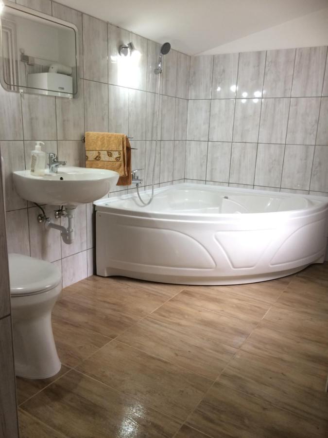Hotel Gádoros Vendégház à Egerszalók Extérieur photo