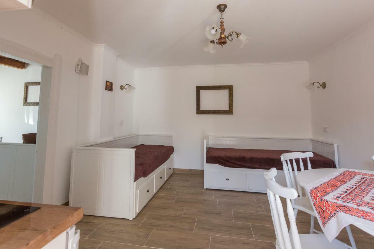 Hotel Gádoros Vendégház à Egerszalók Extérieur photo