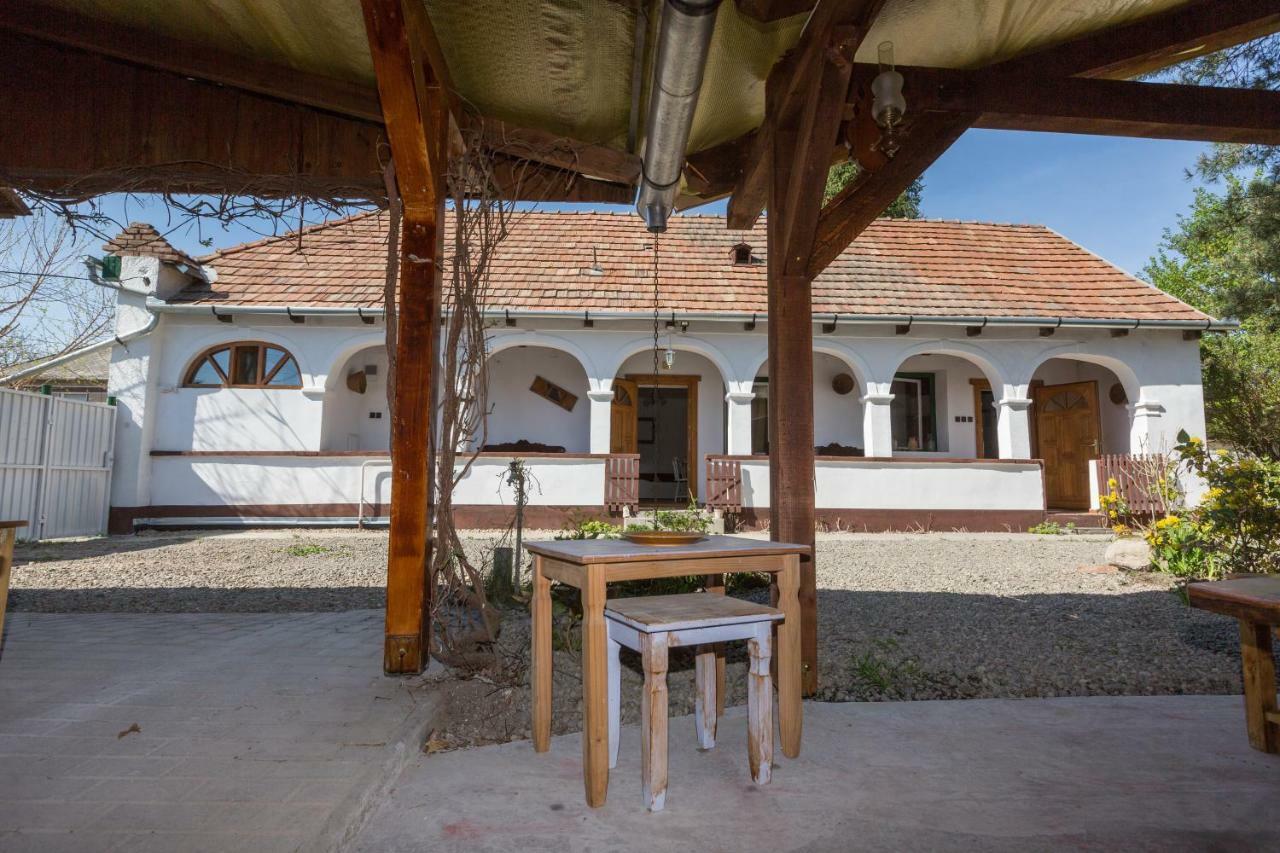Hotel Gádoros Vendégház à Egerszalók Extérieur photo