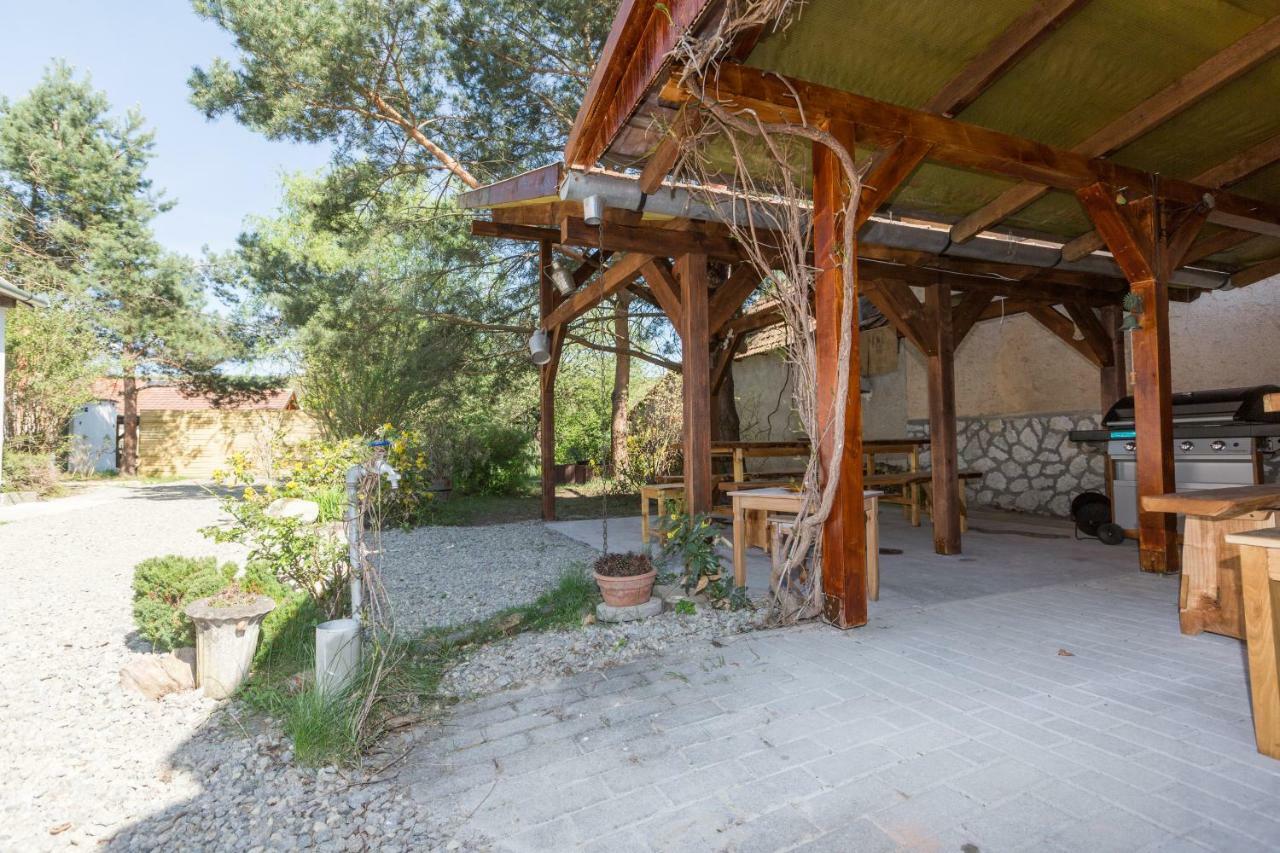 Hotel Gádoros Vendégház à Egerszalók Extérieur photo