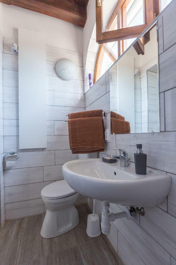 Hotel Gádoros Vendégház à Egerszalók Extérieur photo